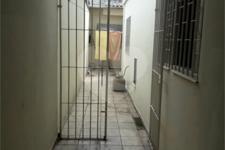 Casa à venda com 3 quartos, sendo 1 suíte,  no condomínio Residencial Cidade Monções, São Paulo - SP