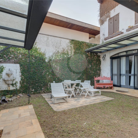 Casa Térrea à venda com 3 suítes em Granja Julieta, São Paulo, SP
