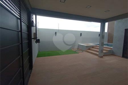 Casa à venda com 3 quartos, sendo 1 suíte,  em Portal dos Pinheiros Ii, Itapetininga, SP