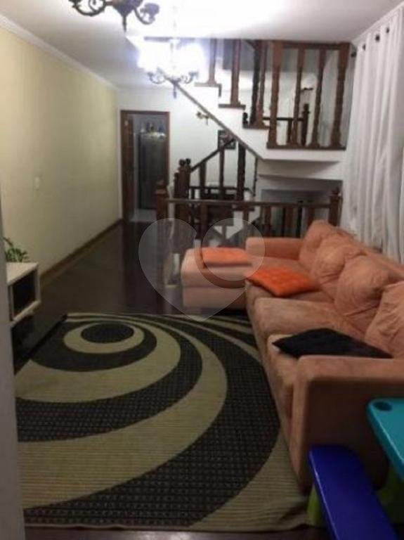Sobrado à venda com 3 quartos, sendo 1 suíte, em Tremembé, São Paulo, SP
