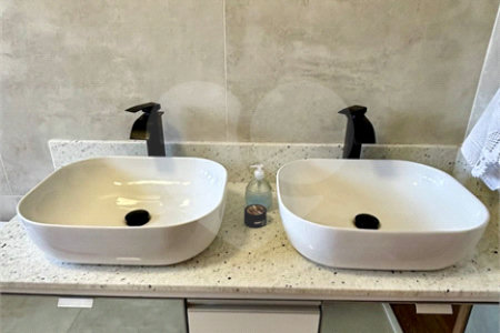 Casa à venda com 4 suítes no condomínio Village Ipanema 1, Araçoiaba da Serra - SP