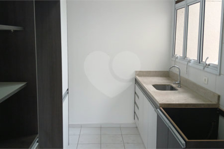 Apartamento para alugar com 4 quartos, sendo 1 suíte, no Centro, São Bernardo do Campo, SP