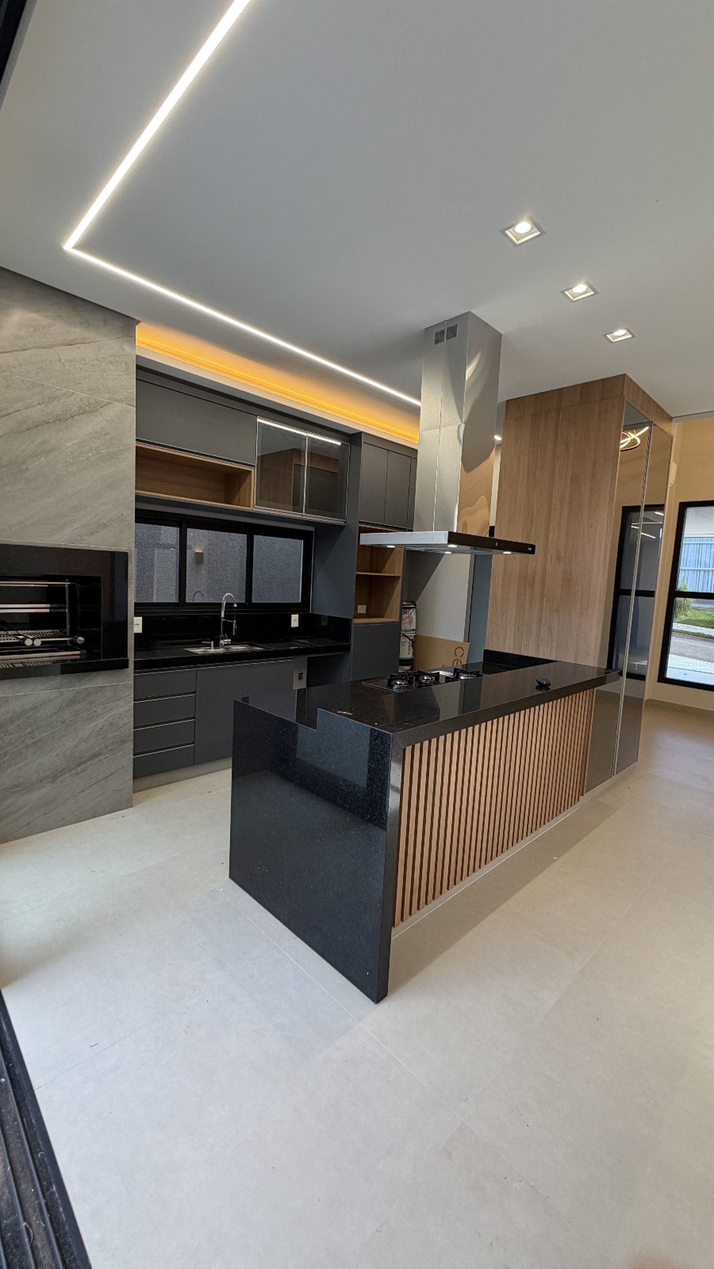 Casa à venda com 3 suítes no condomínio Porto Bello Residence & Resort, Presidente Prudente - SP