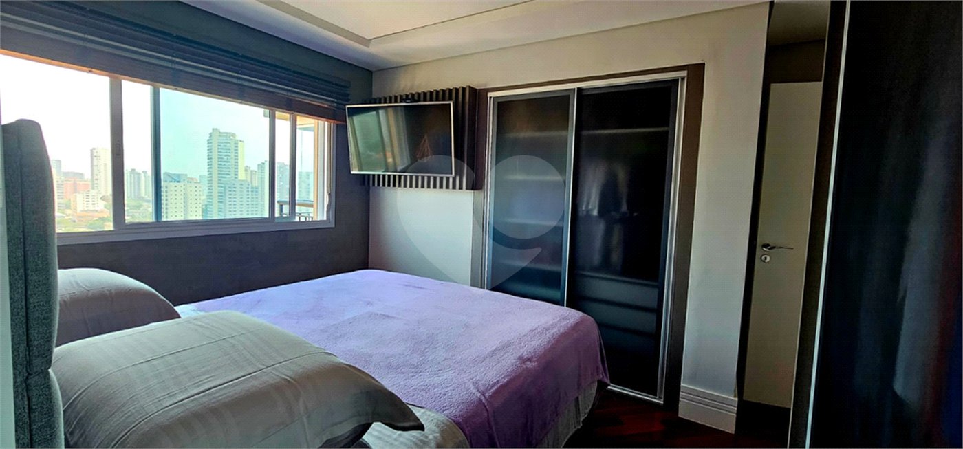 Apartamento à venda com 2 suítes em Vila Mariana, São Paulo, SP