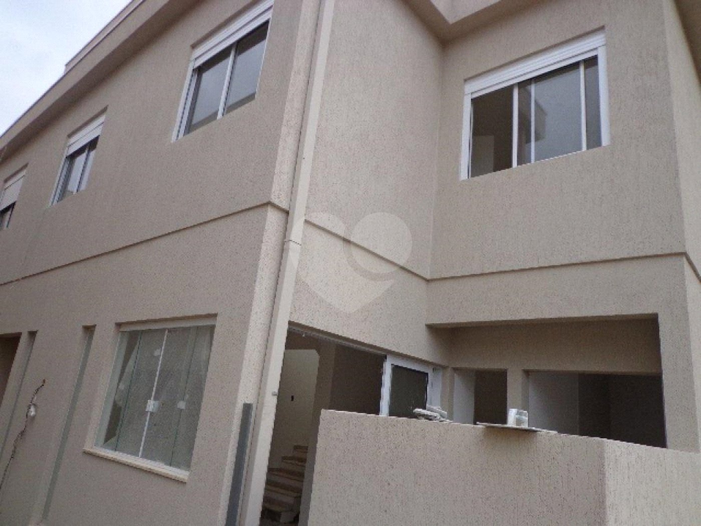 Casa à venda com 3 quartos, sendo 1 suíte,  no condomínio Professor Teot?nio Monteiro de Barros Filho, São Paulo - SP