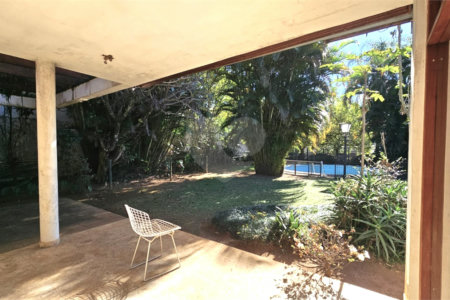 Casa à venda com 4 suítes no condomínio Chácara Cordeiro, São Paulo - SP