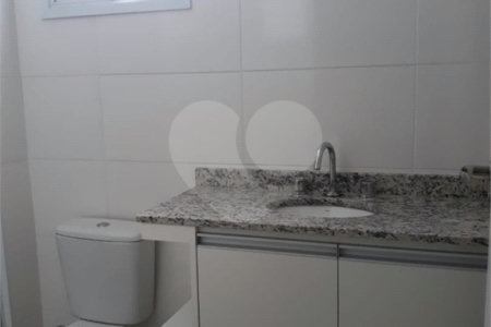 Apartamento à venda ou para alugar com 2 quartos, sendo 1 suíte,  em Vila Santa Isabel, São Roque, SP