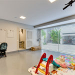 Casa à venda com 4 suítes no condomínio Jardim Flora, São Paulo - SP