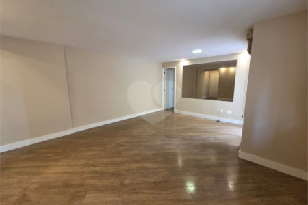 Apartamento à venda com 3 quartos, sendo 1 suíte,  em Tijuca, Rio de Janeiro, RJ