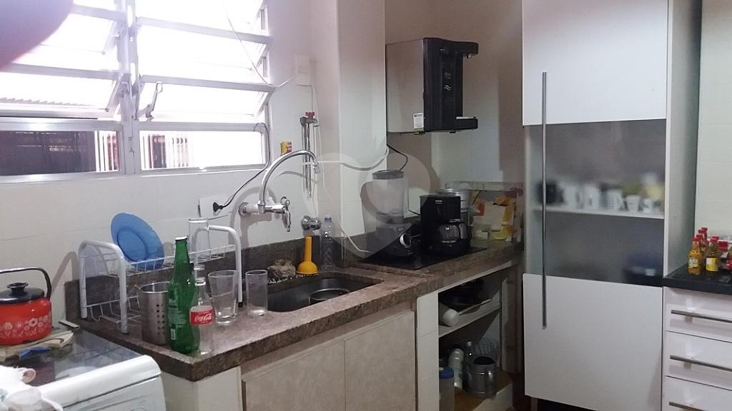 Casa à venda com 6 quartos, sendo 3 suítes,  em Jardim São Bento, São Paulo, SP
