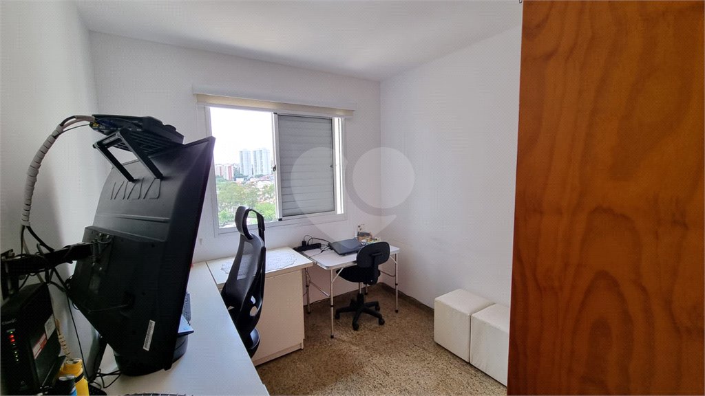 Apartamento à venda com 3 quartos, sendo 1 suíte, em Jardim Marajoara, São Paulo, SP