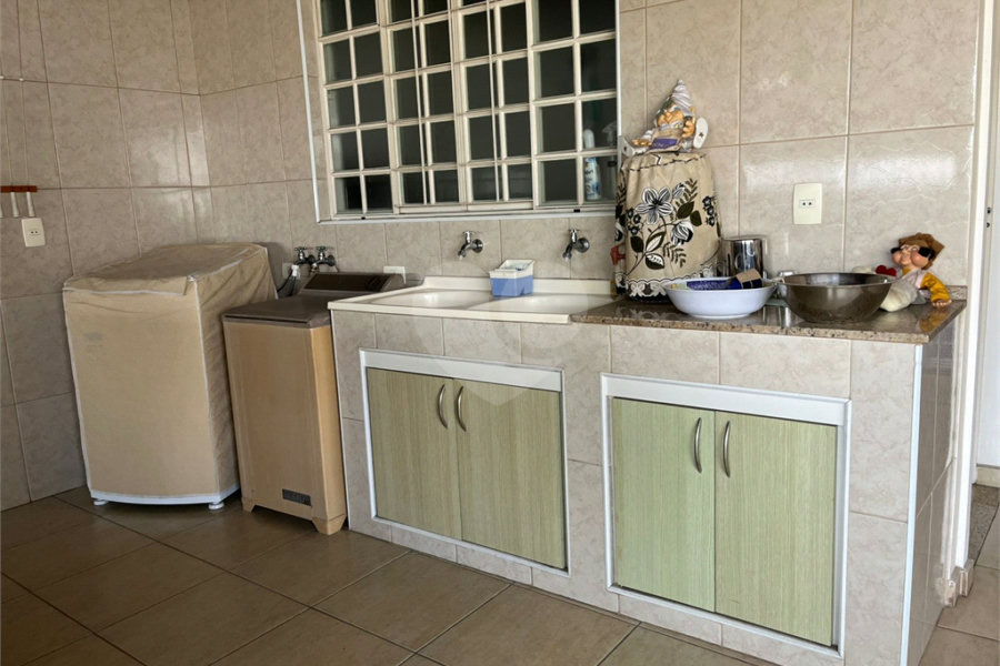 Casa Térrea à venda com 5 quartos, sendo 2 suítes, em Tucuruvi, São Paulo, SP