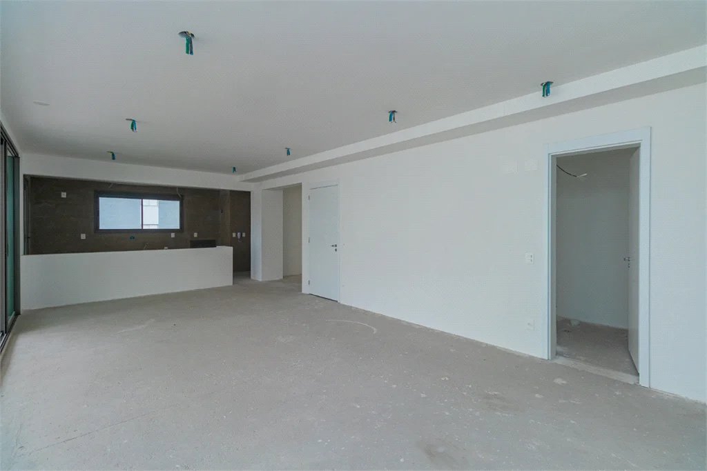 Apartamento à venda com 3 suítes em Brooklin Paulista, São Paulo, SP