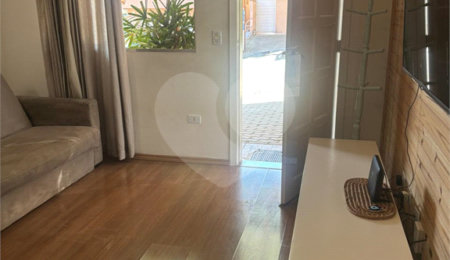 Casa à venda com 2 quartos no condomínio Altos do Boa Vista, São Roque - SP