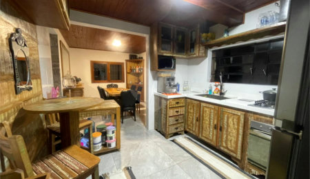 Sítio à venda com 4 quartos, sendo 1 suíte,  em Caete (mailasqui), São Roque, SP