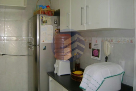 Casa à venda com 3 quartos, sendo 1 suíte, no condomínio Res Green Ville, São Paulo - SP