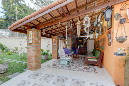 Casa Térrea à venda com 4 quartos, sendo 3 suítes, em Interlagos, São Paulo, SP