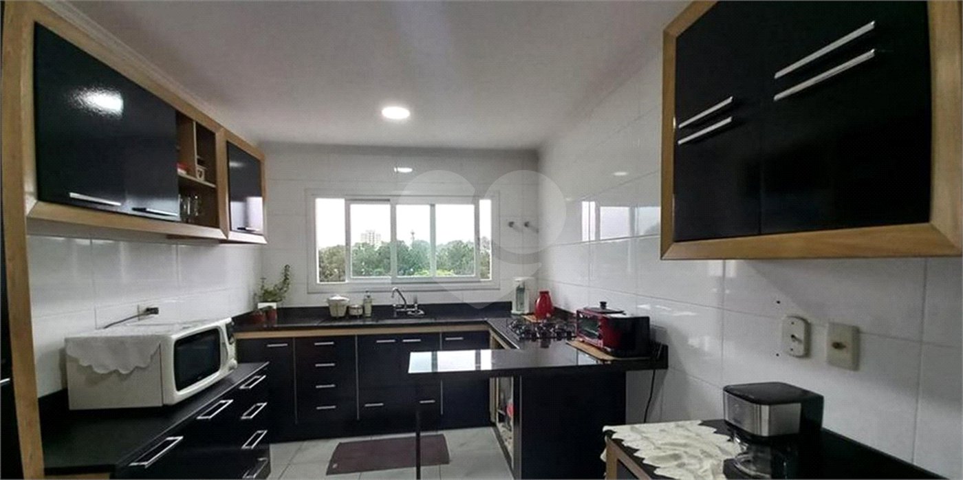 Sobrado à venda com 3 suítes em Tremembé, São Paulo, SP