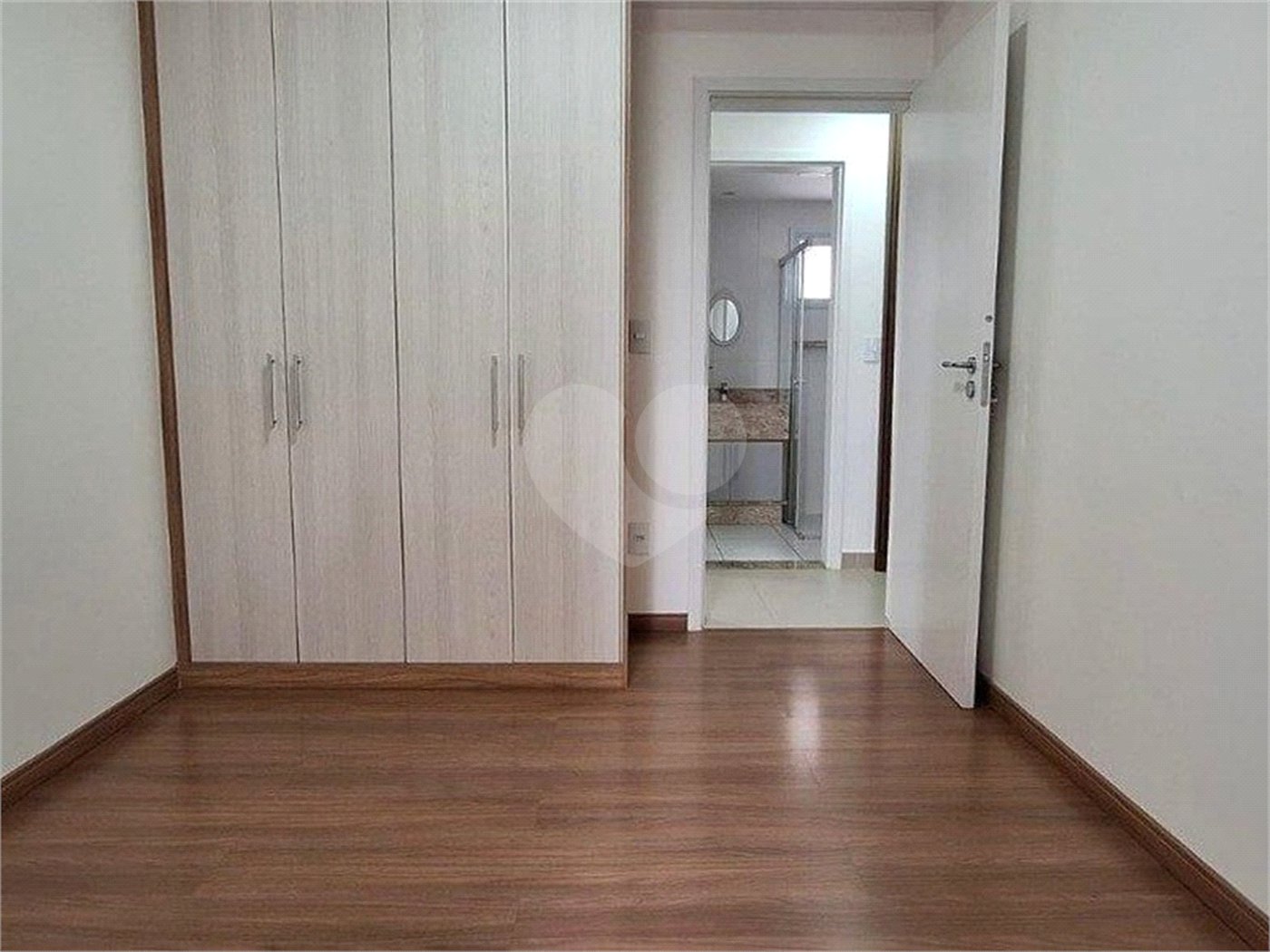 Apartamento à venda com 3 quartos, sendo 1 suíte, em Parque Campolim, Sorocaba, SP