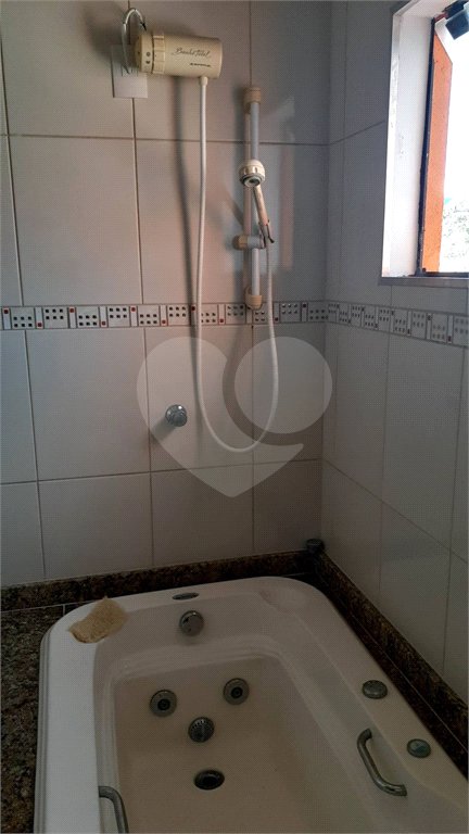 Casa à venda com 3 quartos, sendo 2 suítes, em Conjunto Habitacional Brás Cubas, Mogi das Cruzes, SP