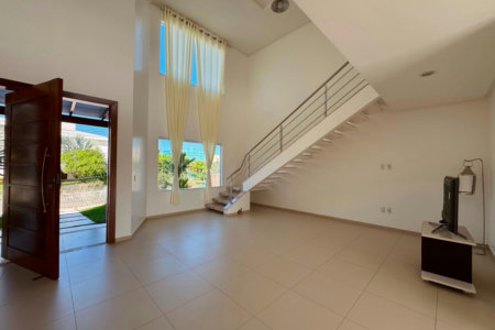 Casa para alugar com 3 suítes, no condomínio Outeiro São Francisco, Porto Seguro - BA