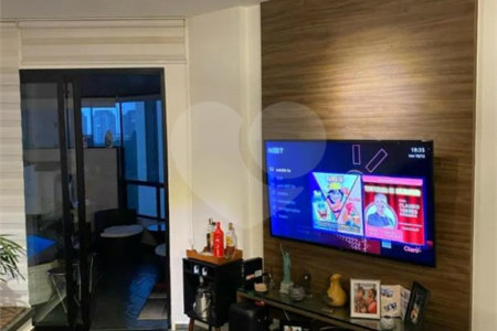 Apartamento à venda com 1 suíte em Vila Suzana, São Paulo, SP