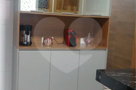 Sobrado à venda com 3 quartos, sendo 1 suíte,  em Vila Gustavo, São Paulo, SP