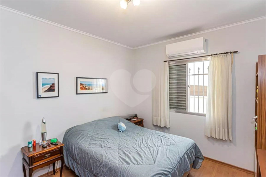 Sobrado à venda com 3 quartos, sendo 1 suíte, em Vila Carolina, São Paulo, SP