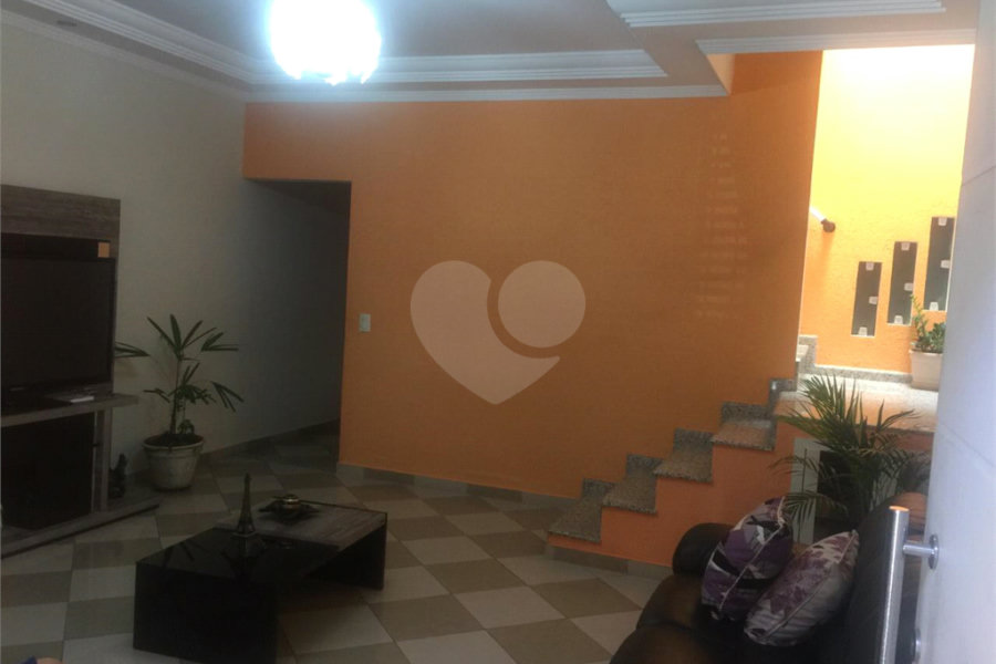 Sobrado à venda com 4 quartos, sendo 1 suíte, em Vila Maria, São Paulo, SP