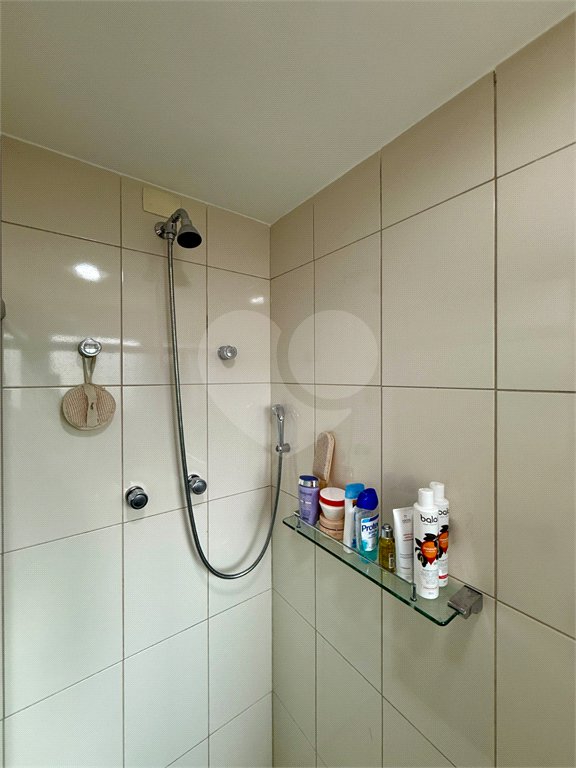 Apartamento à venda com 3 suítes em Campo Belo, São Paulo, SP
