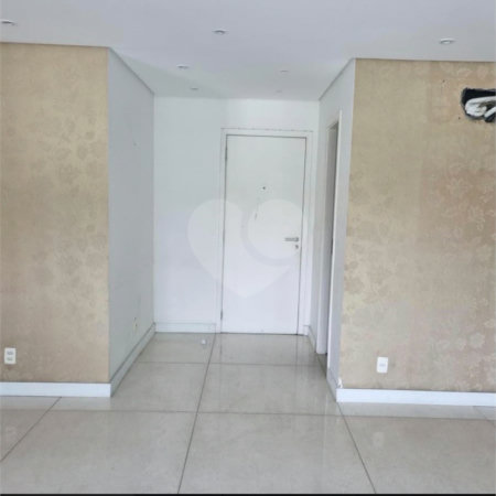 Apartamento à venda com 3 suítes em Várzea da Barra Funda, São Paulo, SP