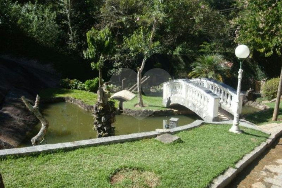 Sobrado à venda com 5 suítes em Juqueri Mirim, Mairiporã, SP