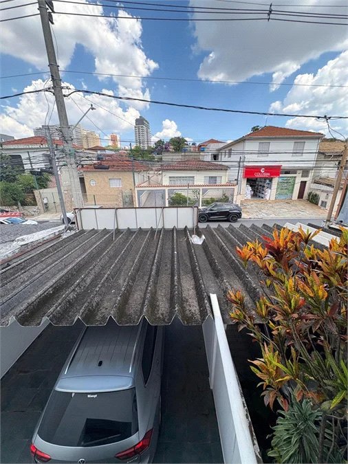 Sobrado à venda com 4 quartos, sendo 1 suíte,  em Vila Sônia, São Paulo, SP