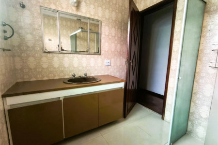 Sobrado à venda com 3 quartos, sendo 1 suíte,  em Jardim Esmeralda, São Paulo, SP