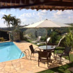 Casa à venda com 3 quartos, sendo 1 suíte,  no condomínio Vista Alegre, Bom Jesus dos Perdões - SP