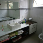 Sobrado à venda com 3 quartos, sendo 1 suíte, no Centro, Biritiba-mirim, SP