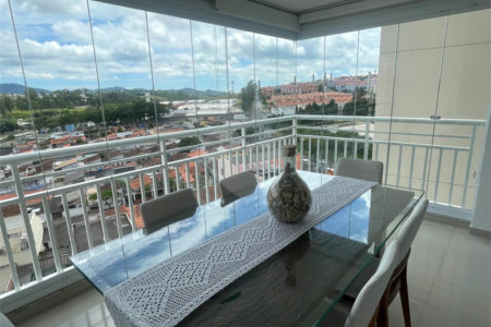 Apartamento à venda com 3 quartos, sendo 1 suíte,  em Vila Suissa, Mogi das Cruzes, SP