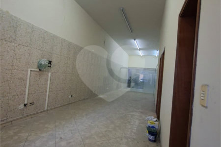 Sobrado à venda em Vila Nogueira, Diadema, SP