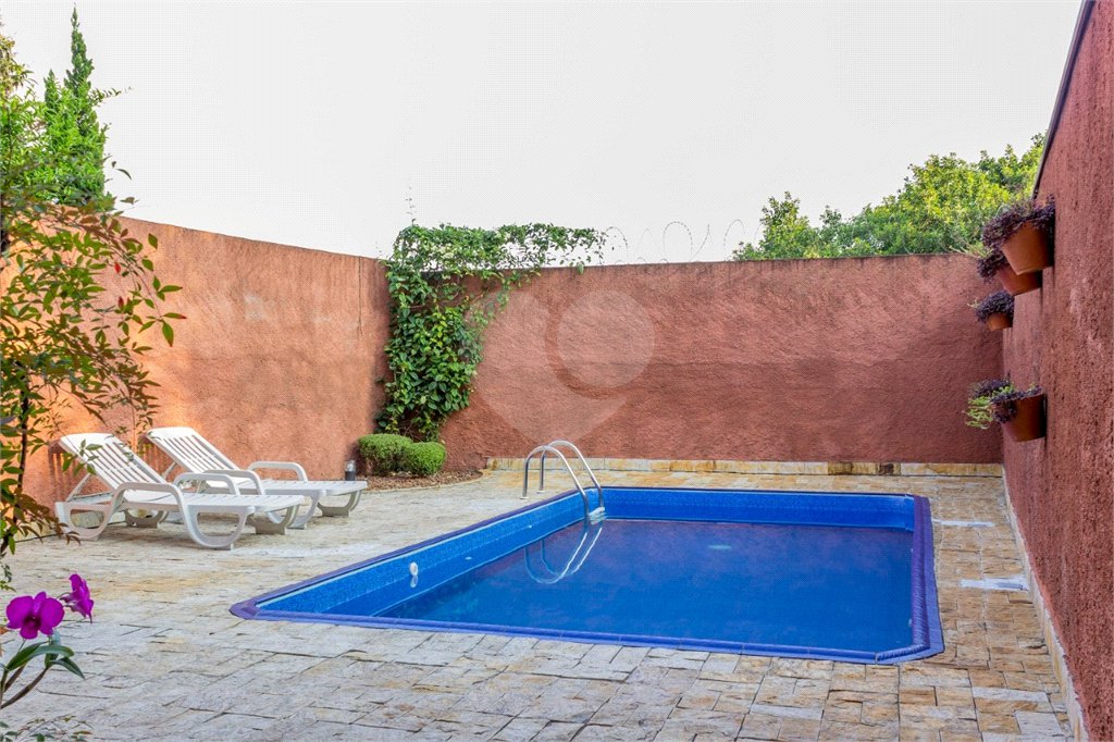 Casa à venda com 3 quartos, sendo 1 suíte,  em Parque Jabaquara, São Paulo, SP