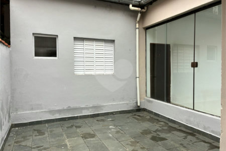 Casa à venda com 3 quartos, sendo 1 suíte,  em Vila Figueira, Suzano, SP