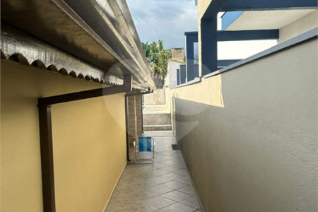 Casa à venda com 3 quartos, sendo 1 suíte,  no condomínio Morada da Praia, Bertioga - SP