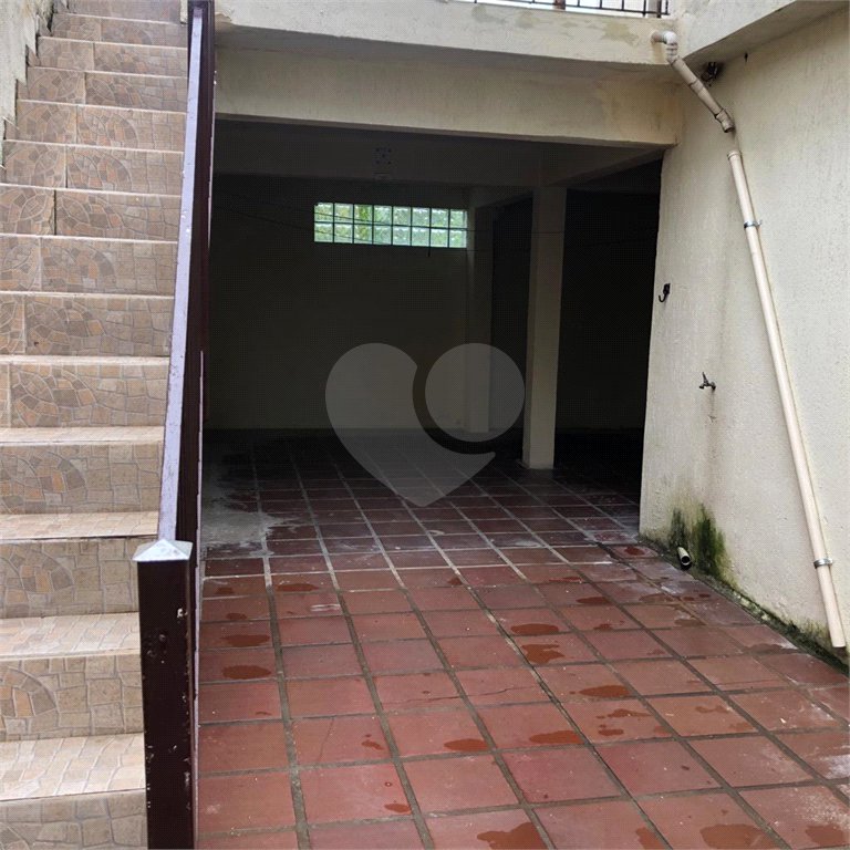 Sobrado à venda com 3 quartos, sendo 1 suíte, no Centro, Mairiporã, SP