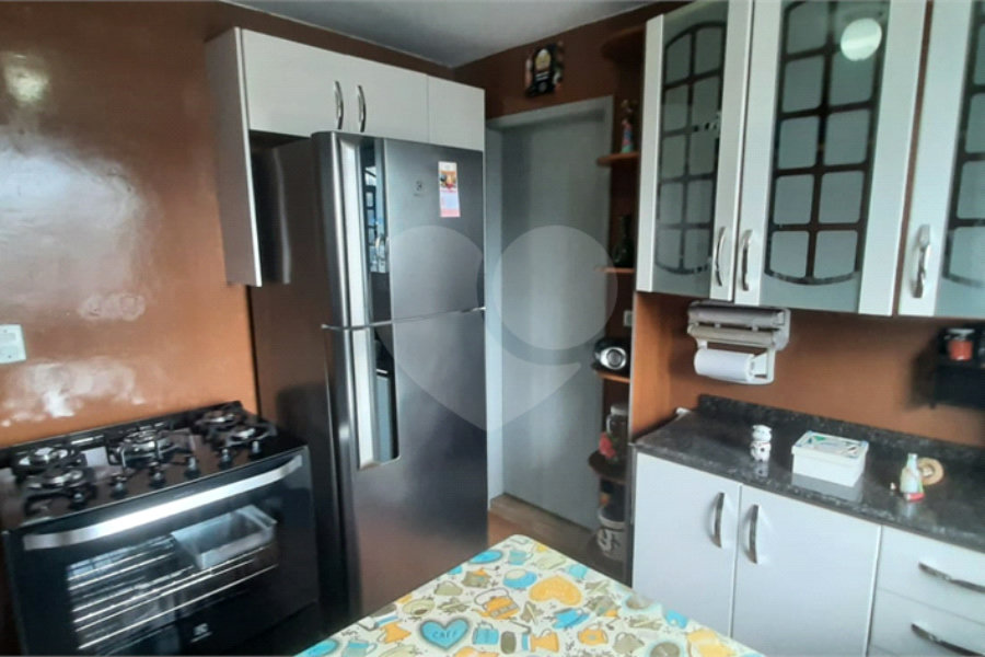 Sobrado à venda com 4 quartos, sendo 1 suíte, em Jardim Brasil (zona Norte), São Paulo, SP