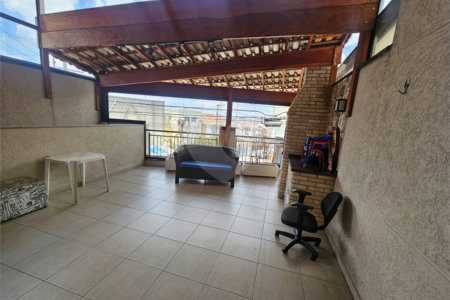 Sobrado à venda com 3 quartos, sendo 1 suíte,  em Vila Nivi, São Paulo, SP