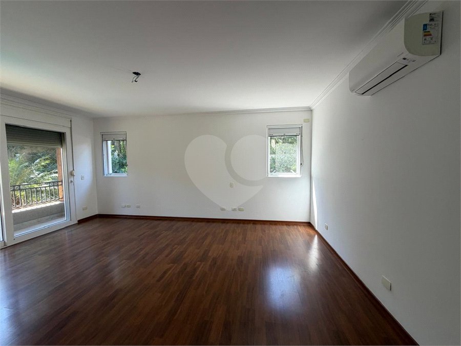 Casa à venda ou para alugar com 4 quartos, sendo 3 suítes, em Alto da Boa Vista, São Paulo, SP