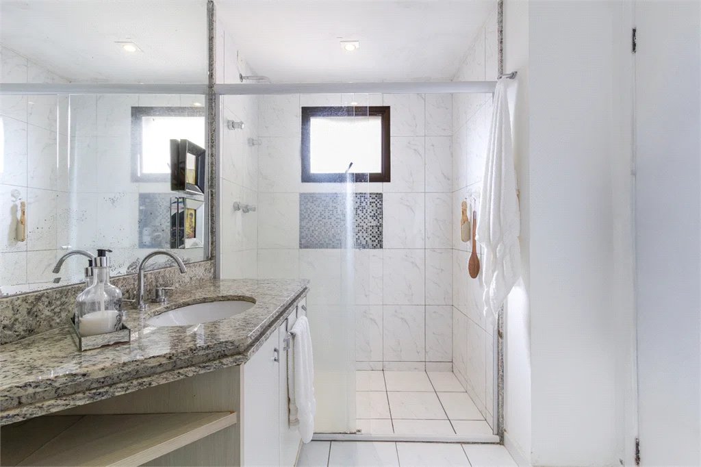 Apartamento à venda com 4 quartos, sendo 3 suítes, em Jardim Monte Kemel, São Paulo, SP