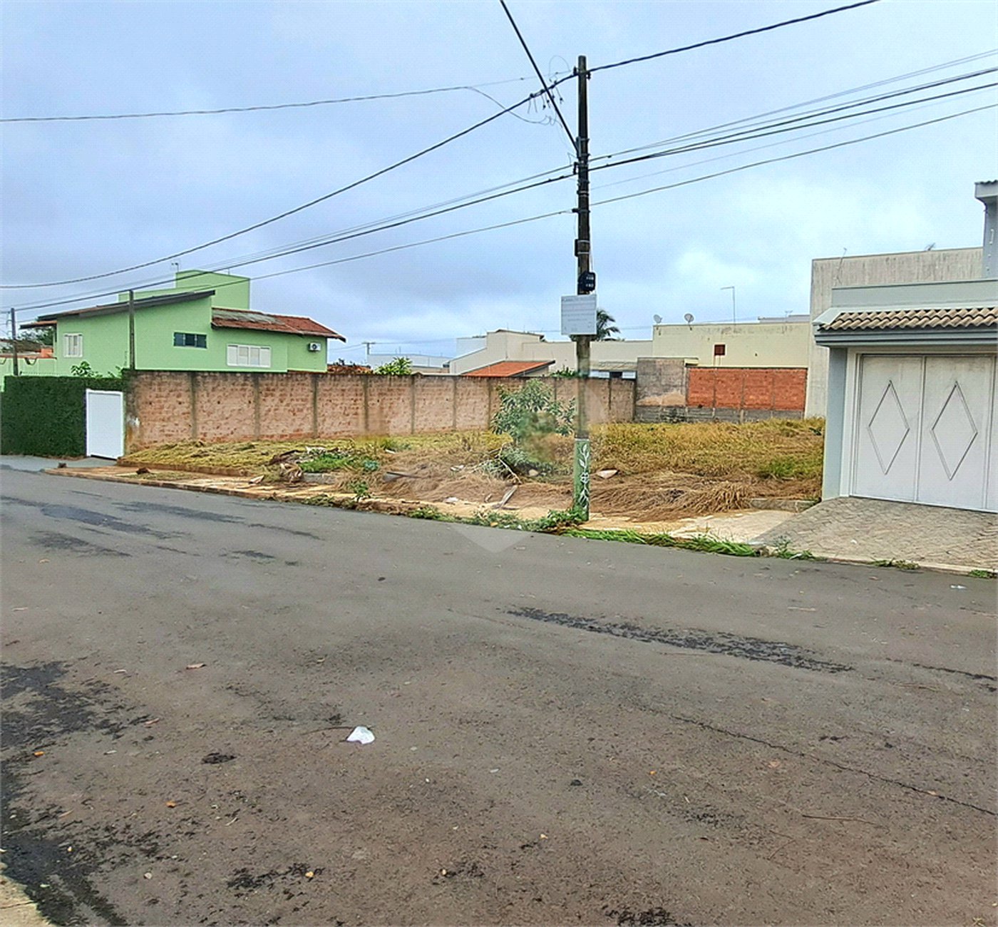 Terreno Amplo e Bem Localizado no Planalto Paraíso em São Carlos