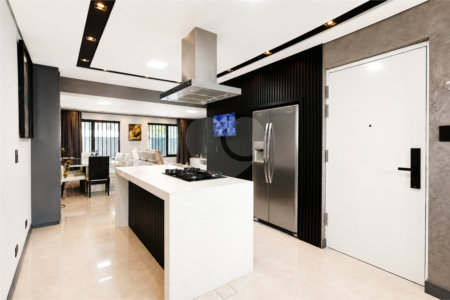 Sobrado à venda com 3 suítes em Granja Julieta, São Paulo, SP