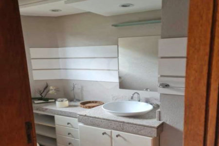 Casa à venda com 4 quartos, sendo 6 suítes, em Campo Grande, Rio de Janeiro, RJ