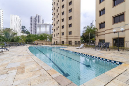 Apartamento à venda com 4 quartos, sendo 3 suítes, em Jardim Monte Kemel, São Paulo, SP
